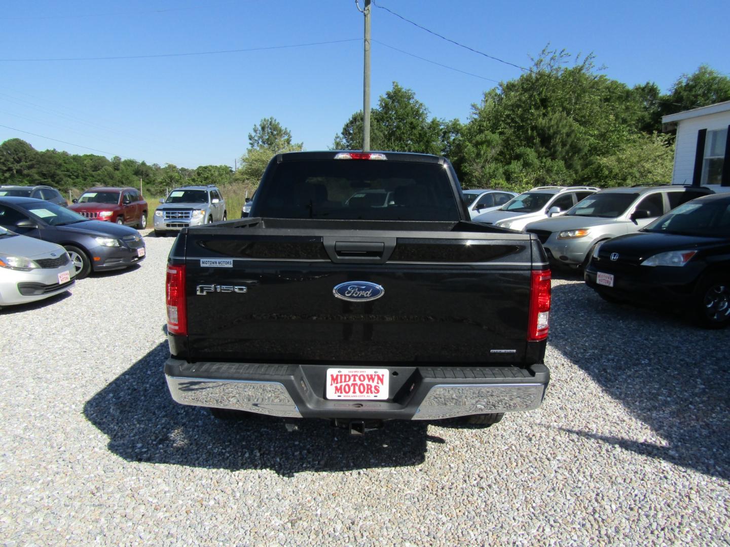 2015 Black /Gray Ford F-150 King-Ranch SuperCrew 5.5-ft. Bed 2WD (1FTEW1CF3FK) with an 5.0L V8 engine, Automatic transmission, located at 15016 S Hwy 231, Midland City, AL, 36350, (334) 983-3001, 31.306210, -85.495277 - Photo#6